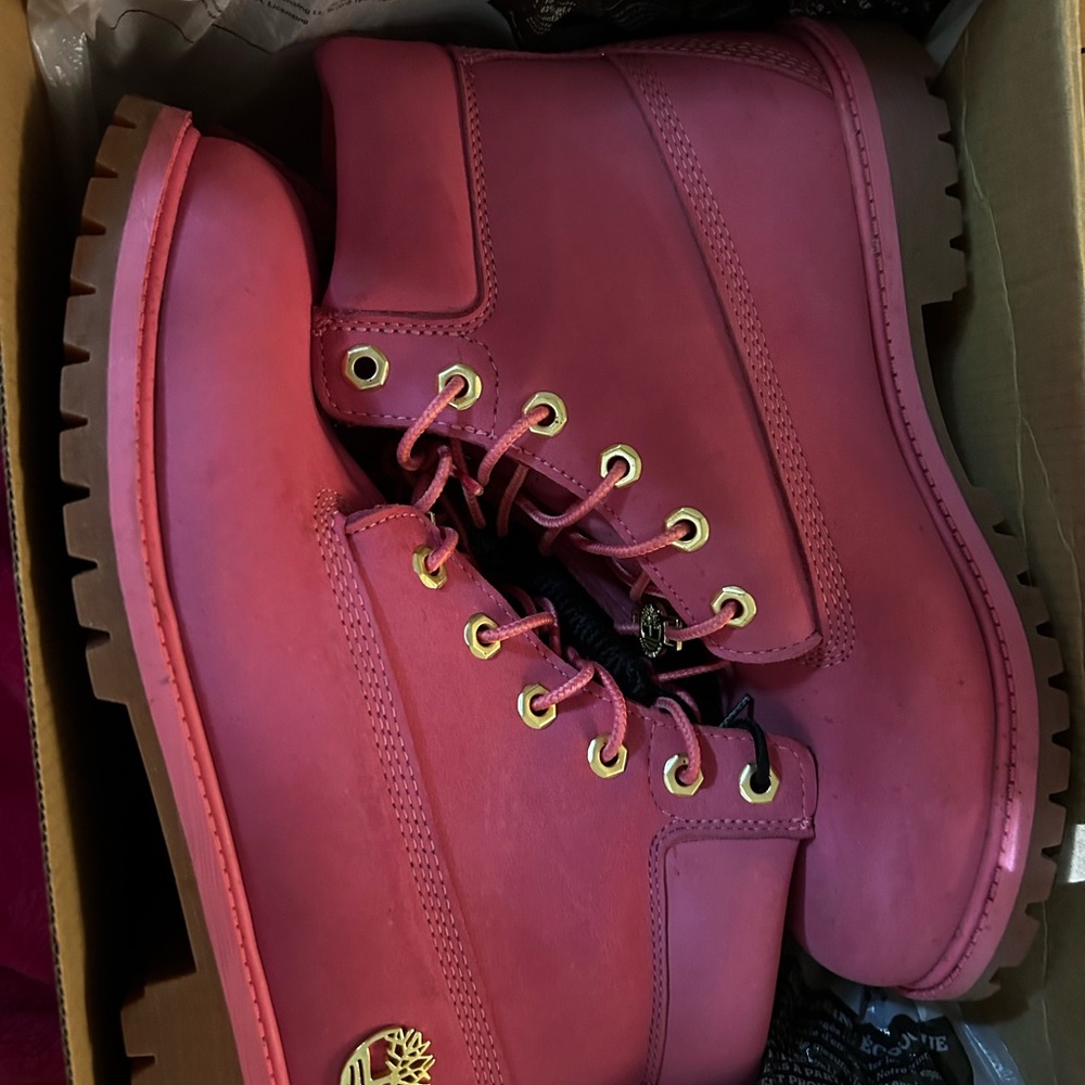Timberland Fuchsia Nubuck Boots